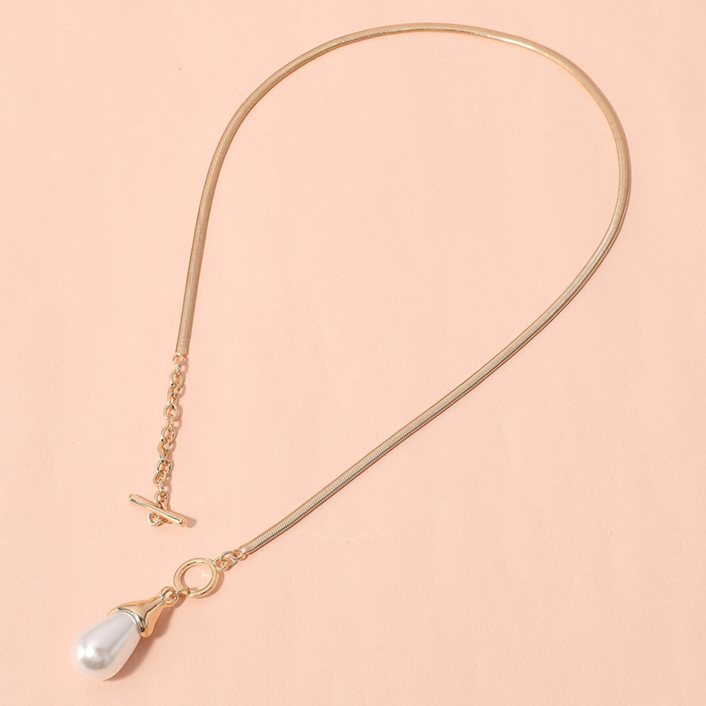 SECRET BOX_Pearl Toggle Pendant Necklace