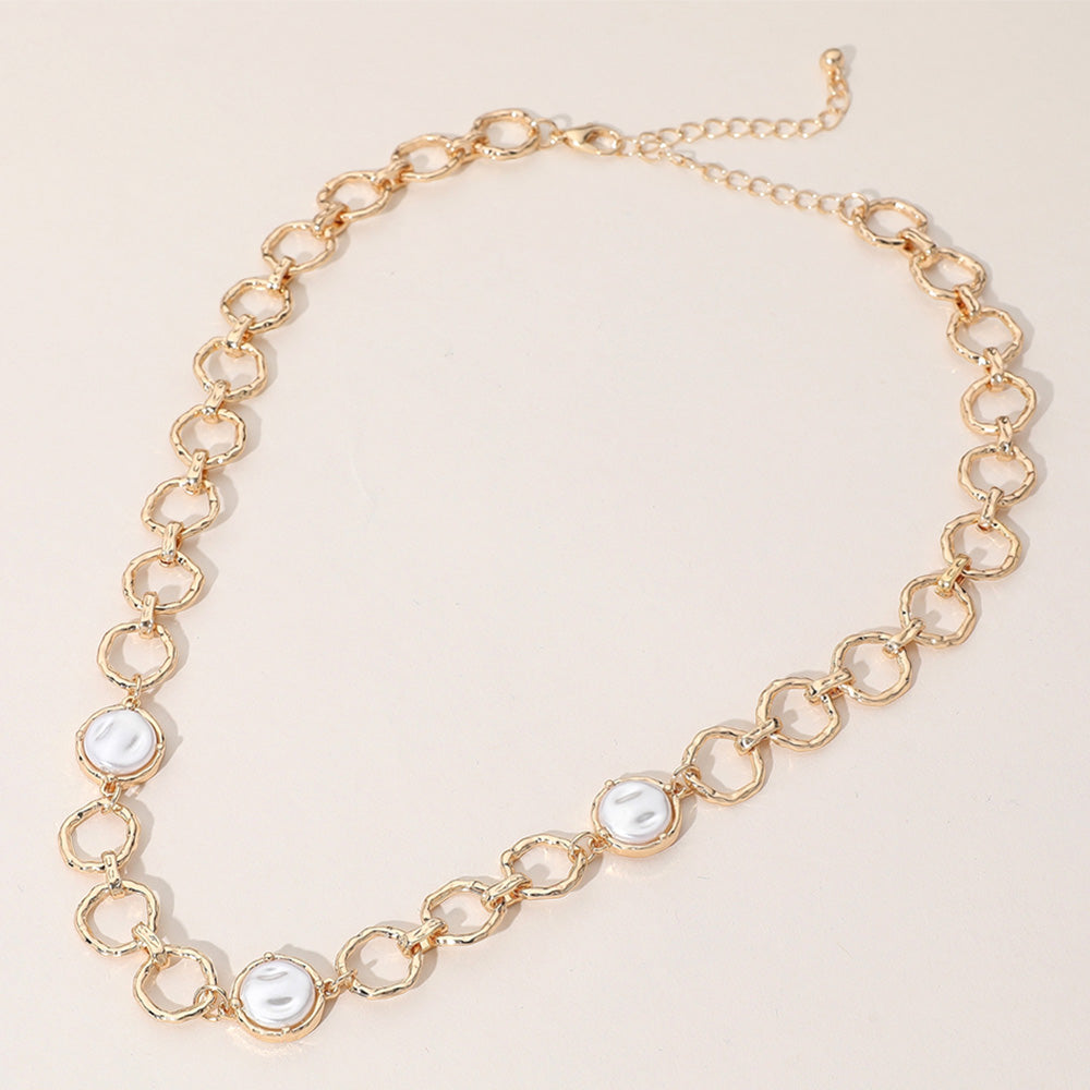 SECRET BOX_Hammered O Ring Pearl Cluster Link Necklace
