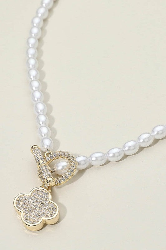 14k Cz Paved Quatrefoil Toggle Pearl Necklace