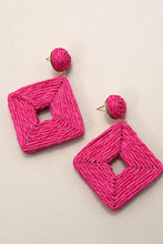 Load image into Gallery viewer, RAFFIA SQUARE DROP EARRINGS
