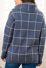 Load image into Gallery viewer, TURTLE NECK CHECKERS PRINT PULLOVER SWEATER
