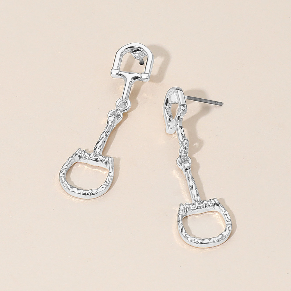 Metal Horsebit Link Drop Earrings
