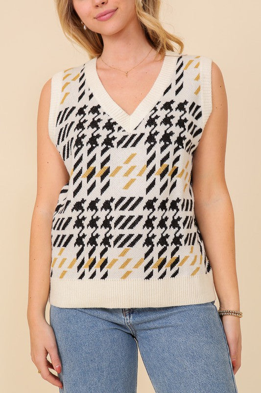 Harper Houndstooth Knit Vest