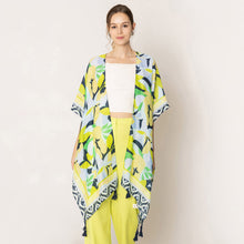 Load image into Gallery viewer, Floral Print Kimono Poncho
